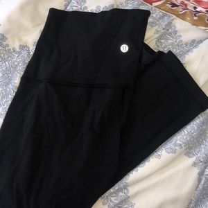 Lululemon wunder under Cropped leggings 23’
